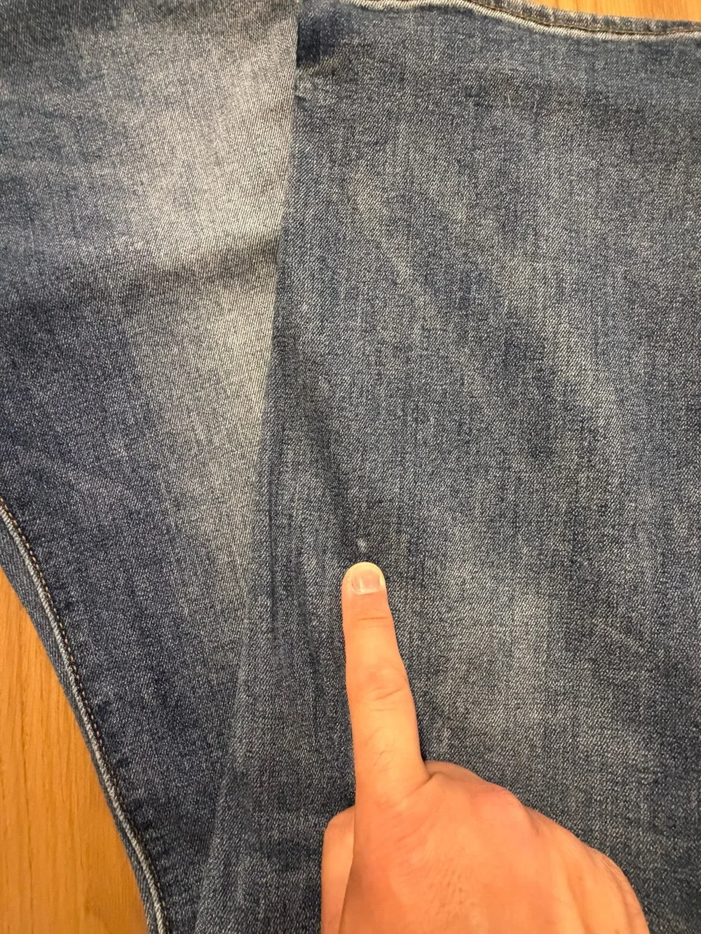 Men's banana republic travelers Blue Denim Jeans